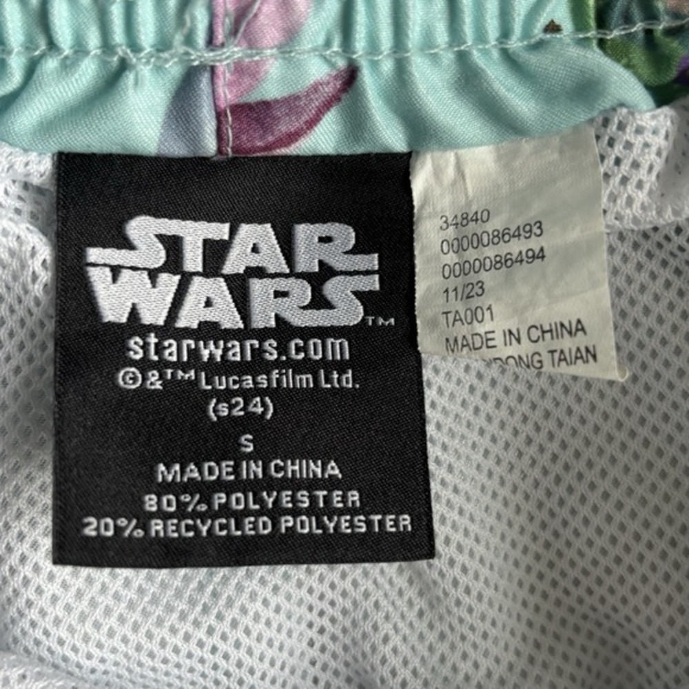 Star Wars Mens Mandalorian Swim Trunks Shorts Size Small Grogu Baby Yoda Blue - Picture 4 of 10